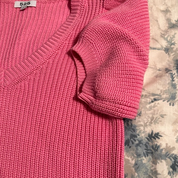 Worn once 525 AMERICAN SHORT SLEEVE SWEATER MEDIUM - Picture 4 of 8
